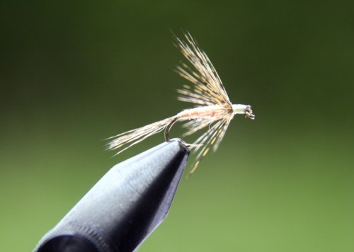 montaje de mosca ahogada