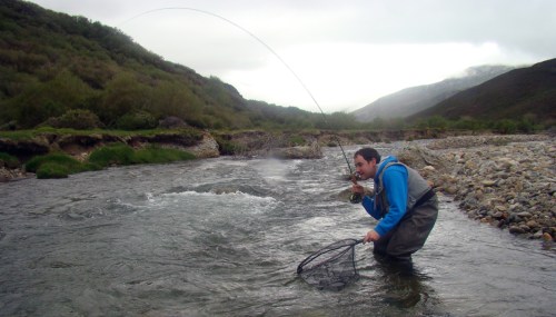Club de Caza y Pesca del Valle de Mena de pesca en el coto de Pineda